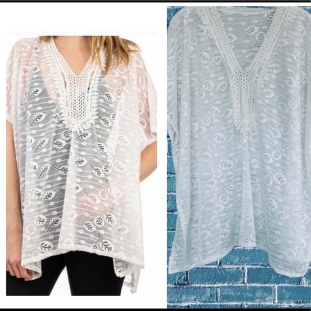 NWOT Boho White Crochet Trim kimono cover up